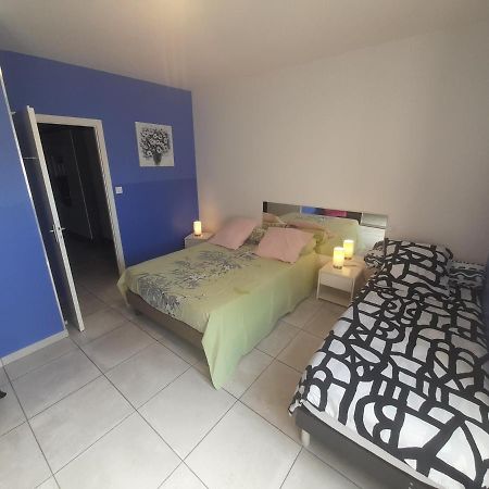 Au 70 Apartment Мийо Екстериор снимка