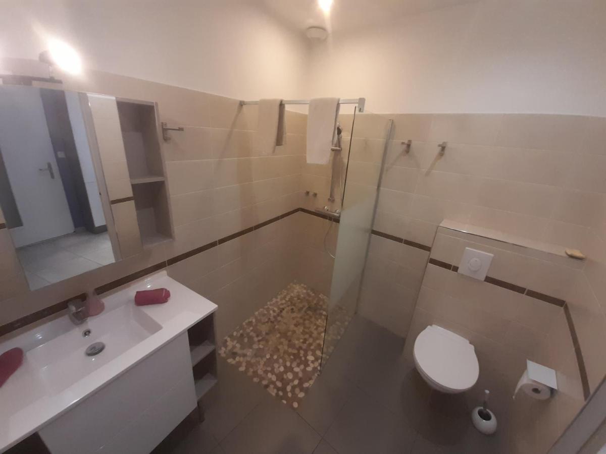 Au 70 Apartment Мийо Екстериор снимка